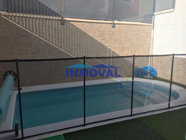 INMOVAL VENDE ADOSADO CON PISCINA photo 0