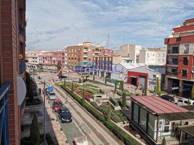 INMOVAL VENDE PISO EN VALDEPEÑAS photo 0