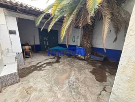 INMOVAL VENDE CASA JUNTO AL PASEO DE LA ESTACIÓN photo 0