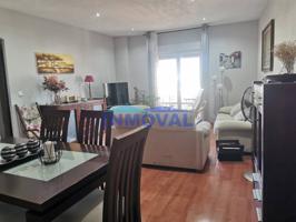 INMOVAL VENDE PISO DE TRES DORMITORIOS EN EL CENTRO DE VALDEPEÑAS photo 0