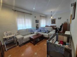 ESTUPENDA CASA CON CUATRO DORMITORIOS Y 350 M² DE  SUPERFICIE photo 0