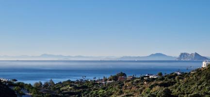 Apartamento de 3 dormitorios en planta baja con gran terraza y vistas al mar, Gibraltar y Marruecos – Rock Bay 1, Manilva photo 0