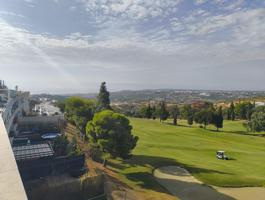 Ático con solárium privado, vistas al mar y al golf en Hacienda Casares photo 0