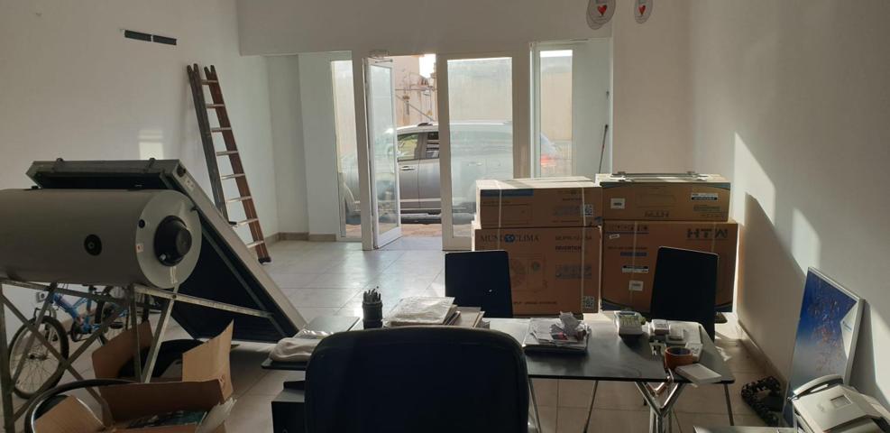 OPORTUNIDAD LOCAL COMERCIAL CON POSIBILIDAD CAMBIO DE USO EN ALMUSSAFES!!! photo 0