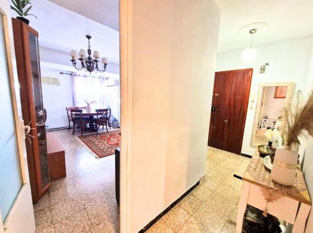 ✨ Tu nuevo hogar te espera en Alzira: amplitud, comodidad y un toque especial ✨ photo 0