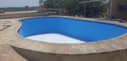 OPORTUNIDAD DE CHALET CON PISCINA ,BARBACOA,TRASTERO Y TERRENO EN CHIVA photo 0