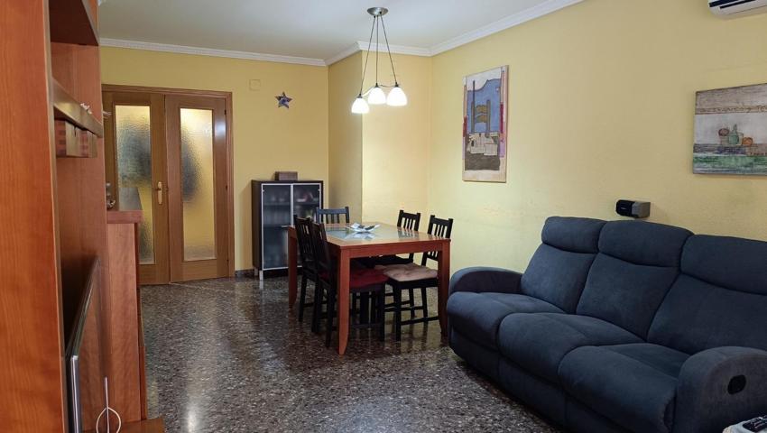 VIVIENDA DE VPO EN BENIMAMET photo 0