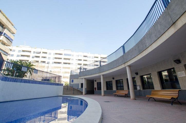 cuatro habitaciones dos baños photo 0