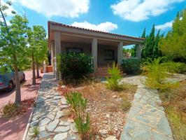 CHALET INDEPENDIENTE EN URB PARIDERA, TURIS photo 0