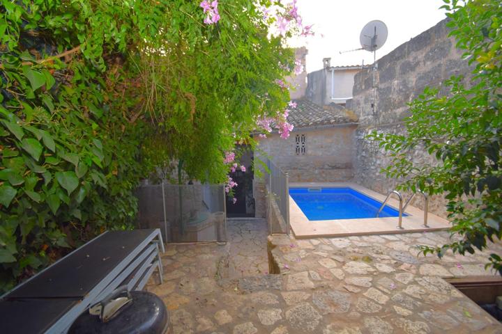 Casa independiente con jardín, garaje y piscina en Lloseta photo 0