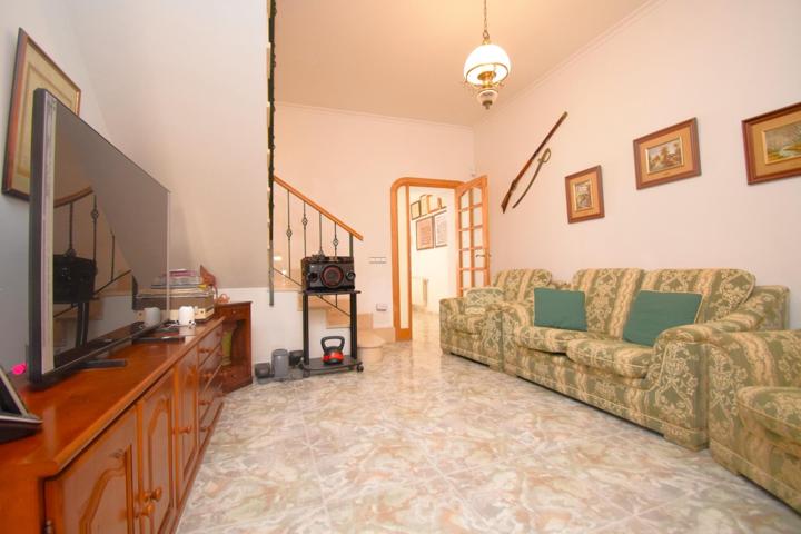 Casa céntrica en venta en Muro, lista para entrar a vivir. photo 0