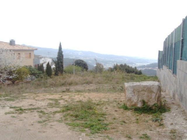 Parcela muy llana y fácil de edificar con unas vistas immejorables. photo 0