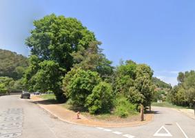 Solar muy llano, esquinero a punto de edificar photo 0