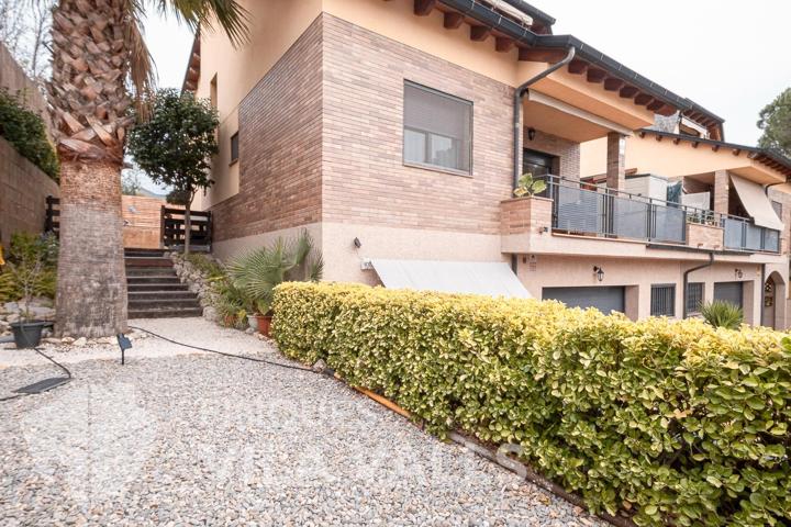 Chalet con 5 habitaciones i 3 plazas de PK en Can falguera, Palau photo 0