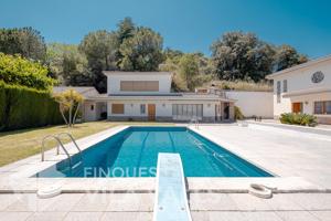Chalet con dos viviendas independientes ! photo 0