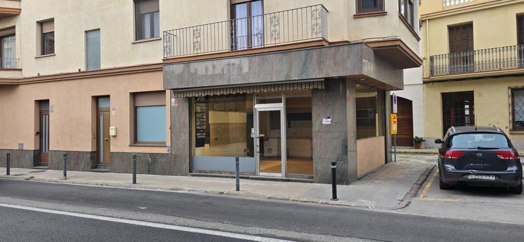 Local comercial amb obrador photo 0