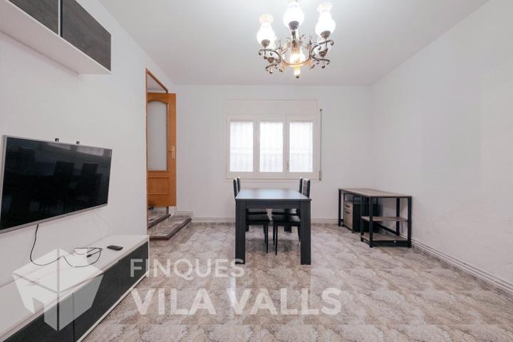 Casa espaciosa y luminosa en el centro de Sant Feliu de Codines photo 0
