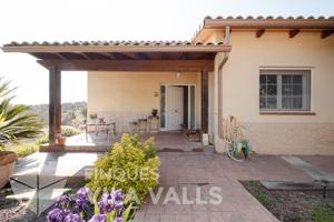 Casa en planta con jardín y terraza en Can Valls (Caldes de Montbui) photo 0