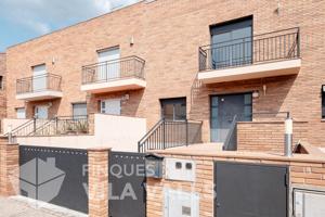 Casa con terraza, solarium y espacios amplios – ¡Ideal para familias! photo 0
