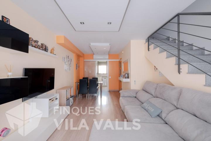 Precioso dúplex en Sant Feliu de Codines! photo 0