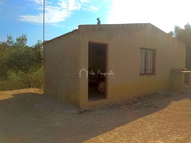 Finca Rústica en venta en El Perelló de 10578 m2 photo 0