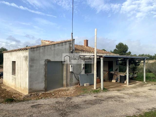 Finca Rústica en venta en L&#x27;Ametlla de Mar de 62900 m2 photo 0