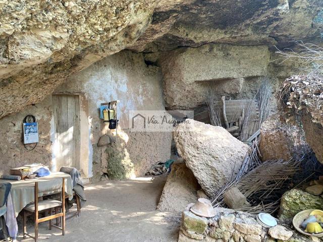 Finca Rústica en venta en Miravet de 6490 m2 photo 0