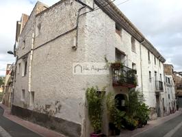 Casa De Pueblo en venta en El Perelló de 228 m2 photo 0
