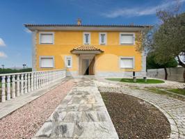 Chalet independiente en venta en Galapagar, Madrid photo 0