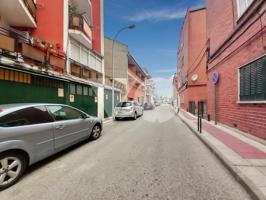 Local céntrico en venta en Collado Villalba, Madrid photo 0