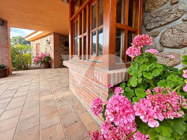 Chalet independiente en Valdemorillo photo 0