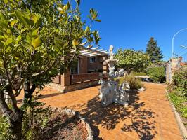 PRECIOSO Y ACOGEDOR CHALET photo 0