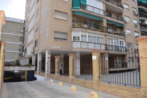 Parking Subterráneo En alquiler en Calle Fernández De Ribera, 16, Nervión, Sevilla photo 0