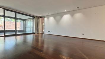 Piso En venta en Camino Viejo Del Cura, Encinar De Los Reyes, La Moraleja photo 0