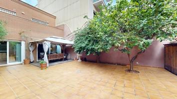 ¡¡CASA CON TERRAZA DE 90M2 Y PARQUING !! photo 0