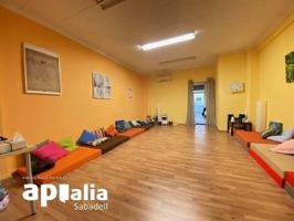LOCAL POLIVALENTE EN CAN RULL photo 0