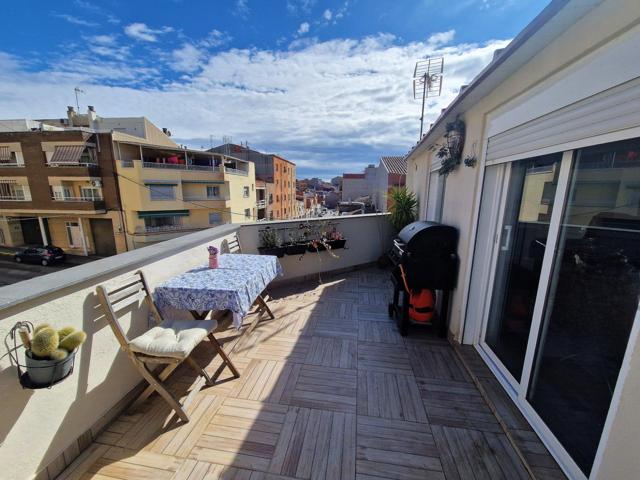 Casa en Poble Nou photo 0