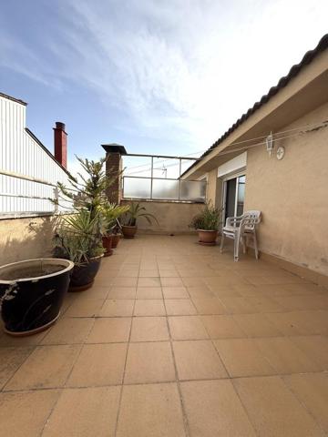 DUPLEX CON DOS TERRAZAS ! photo 0