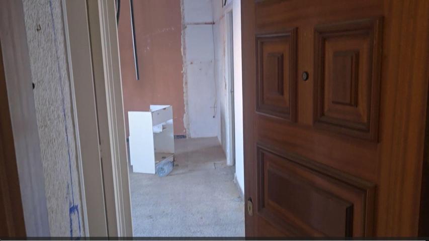 📍Oportunidad única para reformar y vivir a tu gusto cerca de Av. Matadepera photo 0
