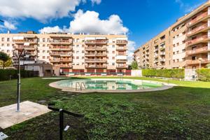 PISCINA COMUNITARIA, PLAZA DE PARQUING y TRASTERO photo 0
