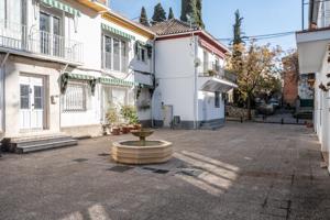 Casa con encanto muy cerca del centro de Granada. photo 0