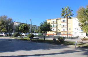 Piso En venta en La Paz - Montecarmelo, Alcala De Guadaira photo 0