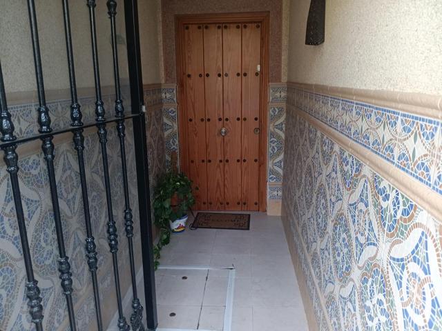 VENTA DE ADOSADO EN SANTIPONCE!!! photo 0