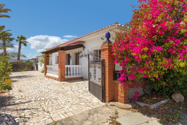 Finca con Estudio de Invitados, de Fácil Acceso y en un Entorno Idílico photo 0