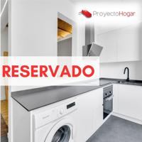 Oportunidad Única: Encantador Piso Renovado en Carrer d'Àngel Guimerà photo 0