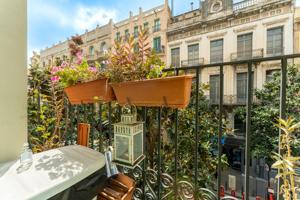 Piso En venta en Central, Barcelona photo 0