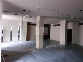 LOCAL COMERCIAL DE 500 M² EN ZONA CAMELIAS photo 0