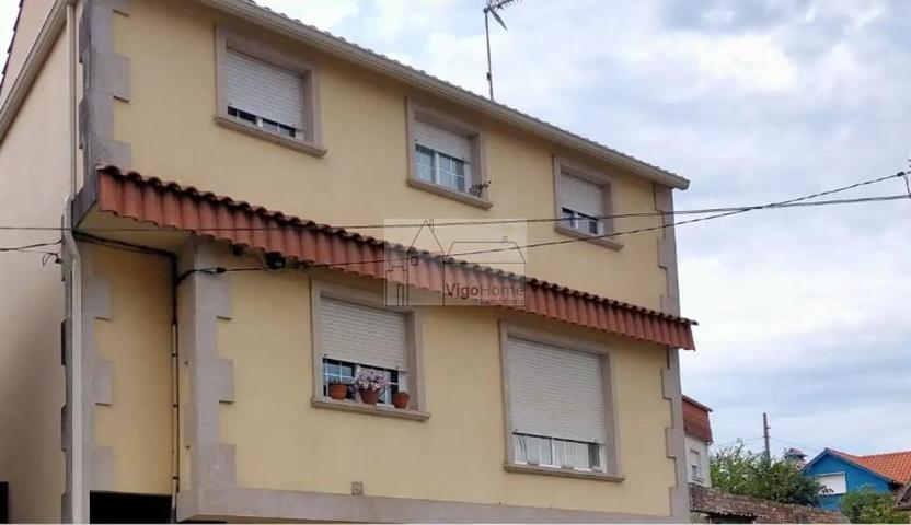 CASA EN ALDAN - 3 DORMITORIOS - 2 BAÑOS photo 0