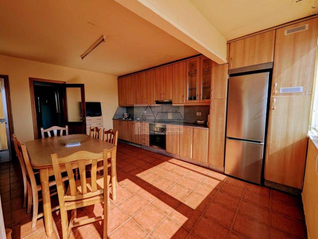 Edificio 3 plantas + Finca 115m² photo 0