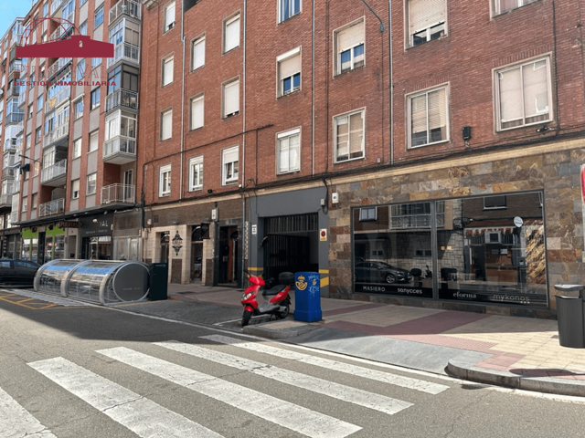 Parking En venta en Valladolid photo 0